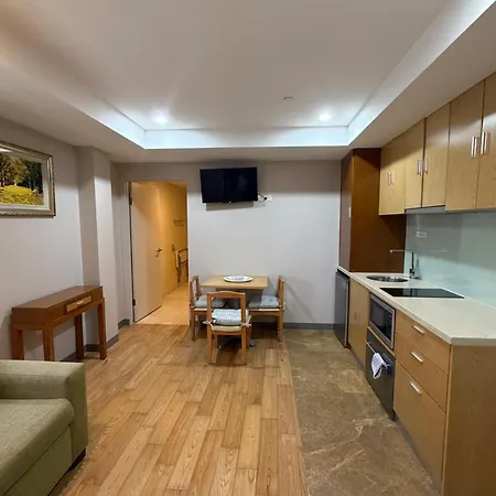 Melrose Apartments-3